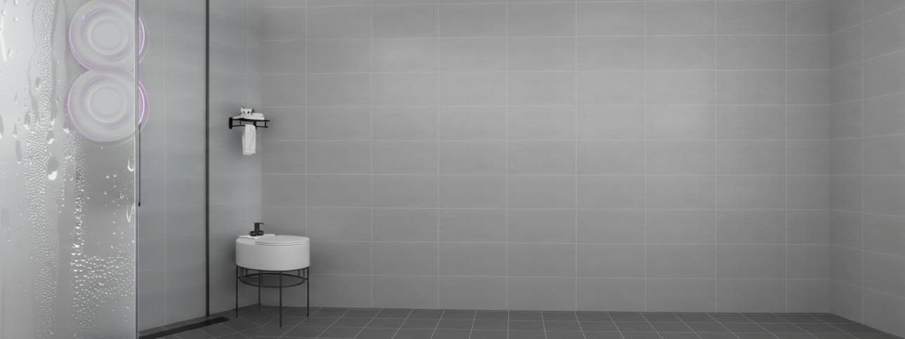 Robot lave-vitre Purenza : compatible avec les parois de douche.